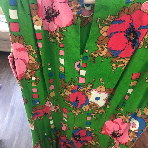 Gorgeous Vintage dress my grandma wore once! - Picture 3 of 6